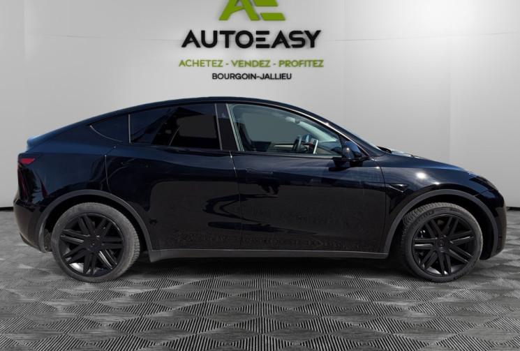 Tesla Model Y  Standard Range / 320 ch / SOH 94 %