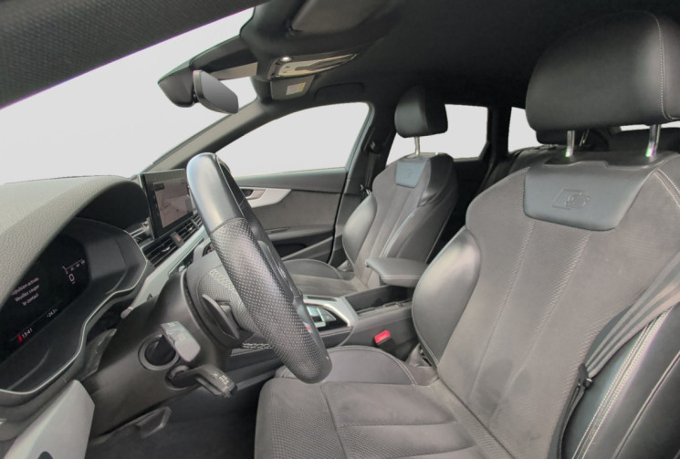 Audi A4 45 tdi V6 3.0 quattro 231 cv S line bva8 / FR / entretien audi