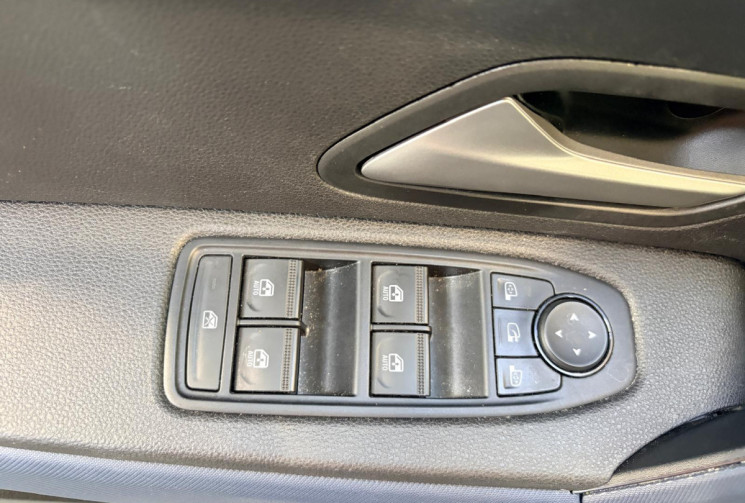 Dacia Duster ECO-G 1.0 TCe -GPL/ESS 100 CV - JOURNEY - 1ER MAIN - ATTELAGE + SIEGES CHAUFFANT