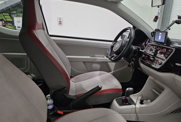 Volkswagen up! high up 1.0 75 cv bva clim / gps