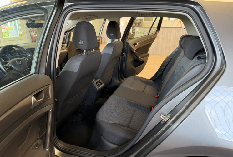 Volkswagen Golf PHASE 2 1.6 TDI BLUEMOTION 115 DSG7 BUSINESS / VIDANGE DE BOITE A JOUR 