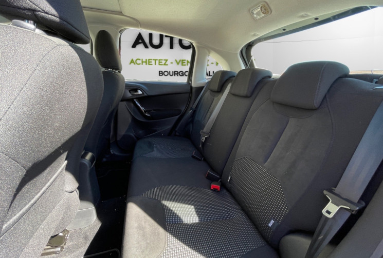 Citroën C3 1.2 / 82 CH / EXCLUSIVE / DISTRIBUTION A JOUR