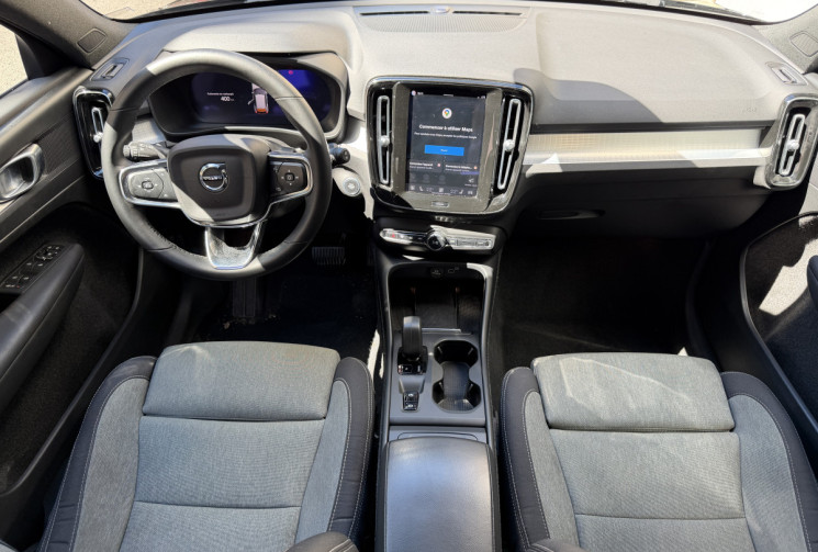 Volvo XC40 B3 2.0 16V Mild-Hybrid DKG7 163 cv / Origine France 1er main / LAO possible 