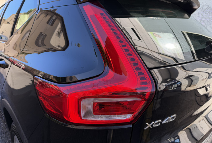 Volvo XC40 B3 2.0 16V Mild-Hybrid DKG7 163 cv / Origine France 1er main / LAO possible 