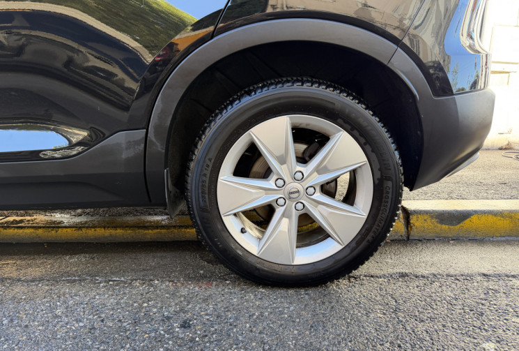 Volvo XC40 B3 2.0 16V Mild-Hybrid DKG7 163 cv / Origine France 1er main / LAO possible 