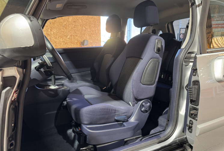 Peugeot 1007 GARANTIE 1 AN 1.6 i 110cv
