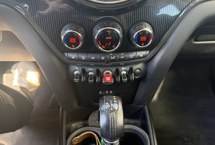 Mini Countryman S 192 ALL4 BVA8 finition Red Hot Chili