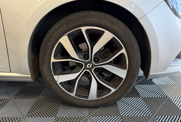 Renault Megane 1.3 TCE EDC7 140 LIMITED