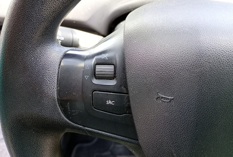 Peugeot 208 5 Portes 1.4 HDi FAP 68 cv *Distribution Faite *Très bien entretenue