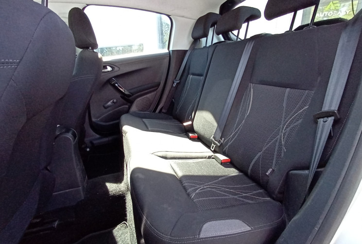 Peugeot 208 5 Portes 1.4 HDi FAP 68 cv *Distribution Faite *Très bien entretenue