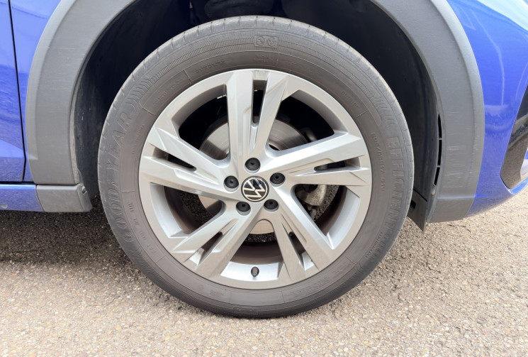 Volkswagen Taigo 1.0 TSI DSG7 110 ch R-Line-Entretiens à jour-Caméra Av et Ar-Apple Carplay