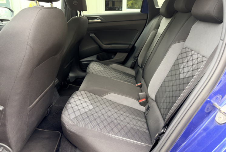 Volkswagen Taigo 1.0 TSI DSG7 110 ch R-Line-Entretiens à jour-Caméra Av et Ar-Apple Carplay