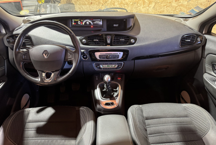 Renault GRAND SCENIC Grand Scénic III 7 PLACES Phase 2 1.6 dCi 131 cv