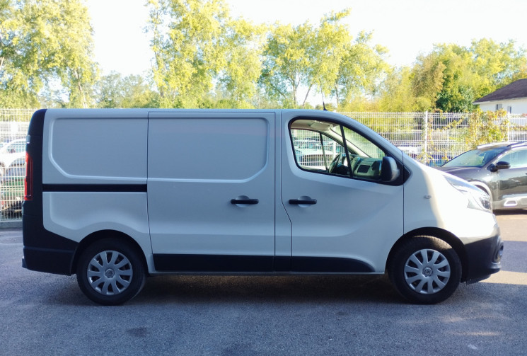 Renault Trafic III (2) Fourgon 2.0 BlueDCi 120 Grand Confort L1H1 1000kg / TVA récupérable
