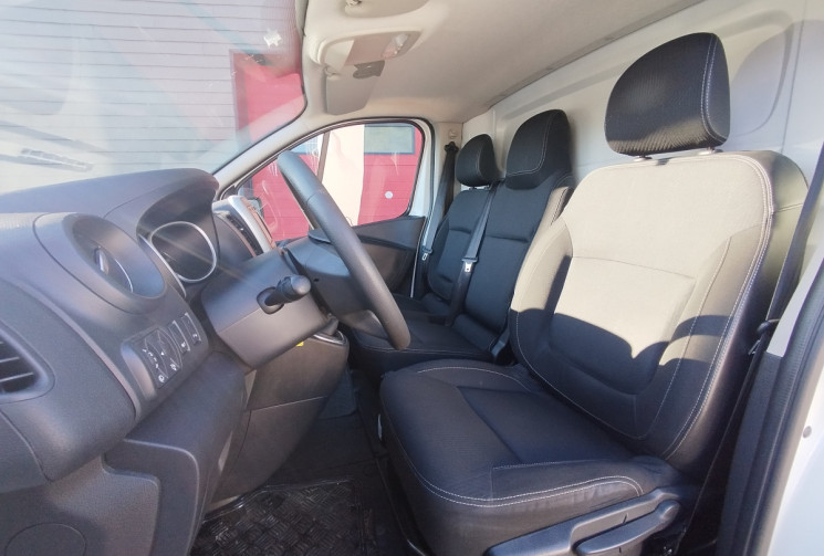 Renault Trafic III (2) Fourgon 2.0 BlueDCi 120 Grand Confort L1H1 1000kg / TVA récupérable