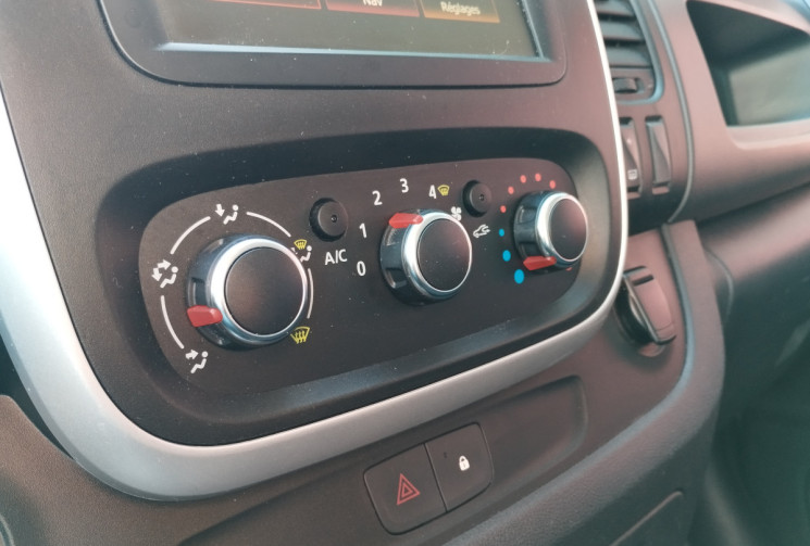 Renault Trafic III (2) Fourgon 2.0 BlueDCi 120 Grand Confort L1H1 1000kg / TVA récupérable
