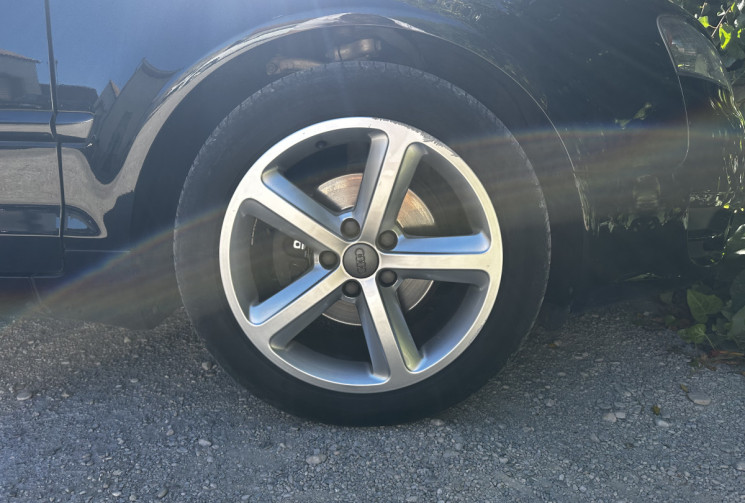 Audi A4 2.0 TDI DPF Advance Edition