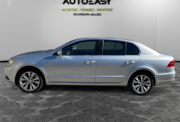 Skoda SUPERB II 2.0 TDI / 170 CH / ELEGANCE / BOITE AUTO / SUIVI COMPLET
