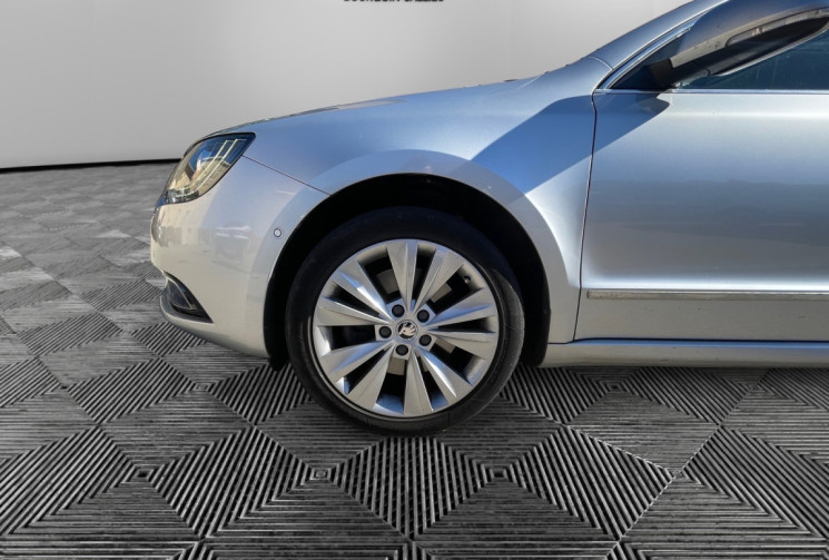 Skoda SUPERB II 2.0 TDI / 170 CH / ELEGANCE / BOITE AUTO / SUIVI COMPLET