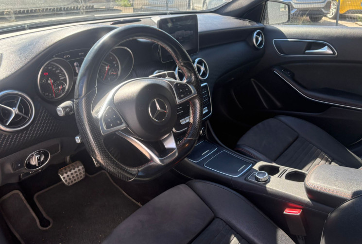 Mercedes Classe A 200d Phase 2 / Pack Fascination / Pack AMG / Toit Panoramique / Suivi ok
