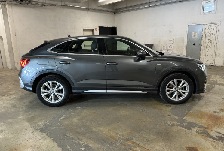 Audi Q3 Sportback 35 TFSI 150 S-Line / Suivi Audi / En stock / Sièges chauffants / Virtual Cockpit 