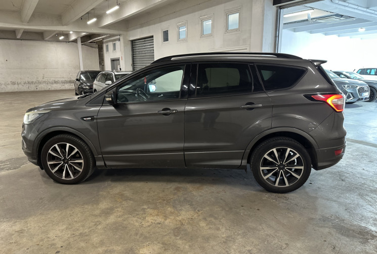 Ford Kuga 2.0 TDCI 150 ST Line / Entretien rigoureux / Carplay / Caméra de recul / Régulateur
