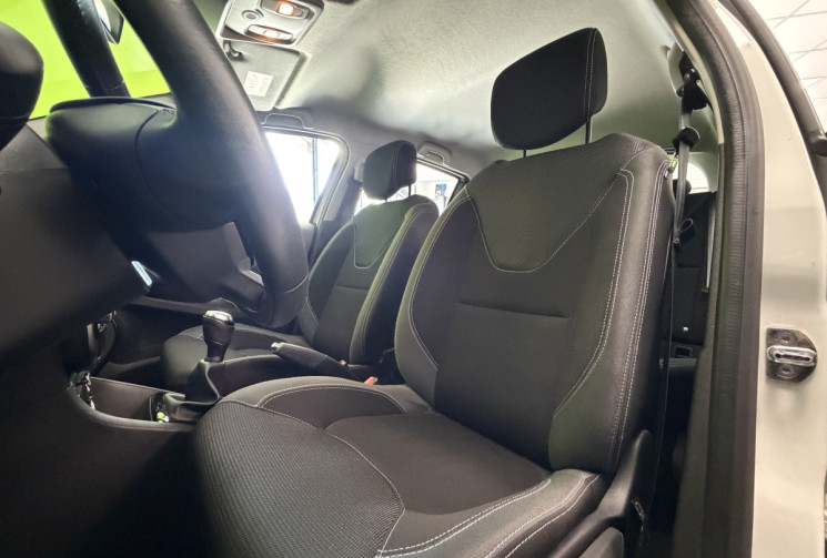 Renault Clio IV 4 1.5 90 CH BUSINESS 5 P / 5 PL
