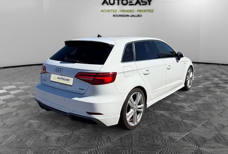 Audi A3 SPORTBACK 40 TDI / 184 CH / S-LINE / QUATTRO . 