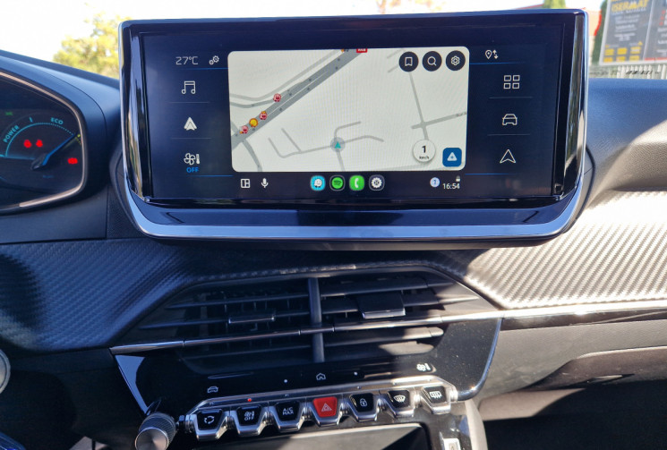 Peugeot 2008 1.2 HYBRID 145 STYLE E-DCS6