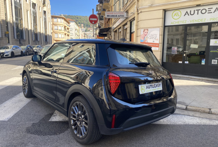 Mini Cooper Cooper C 1.5 i DKG7 156 cv 1ERE MAIN / 17324 KMS