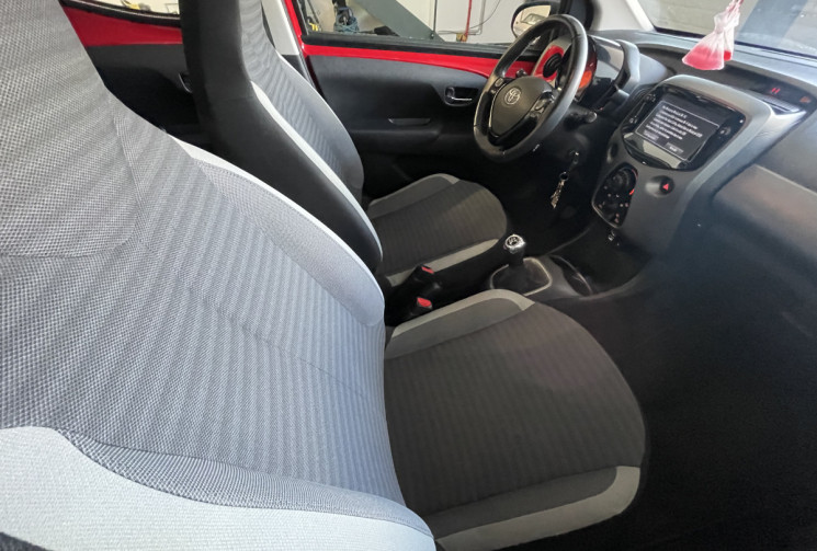 Toyota Aygo 1.0 VVT-i 72ch x-play 5p MY20