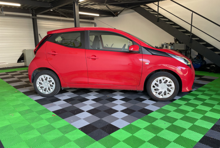 Toyota Aygo 1.0 VVT-i 72ch x-play 5p MY20