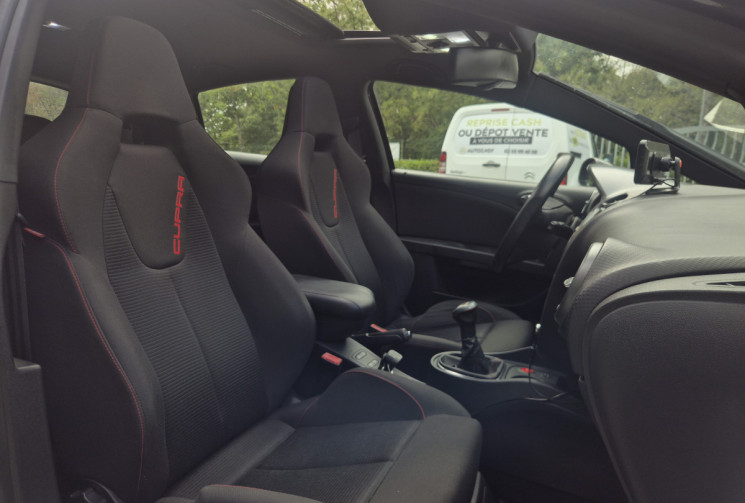 SEAT Leon Cupra 240 2.0 TSI