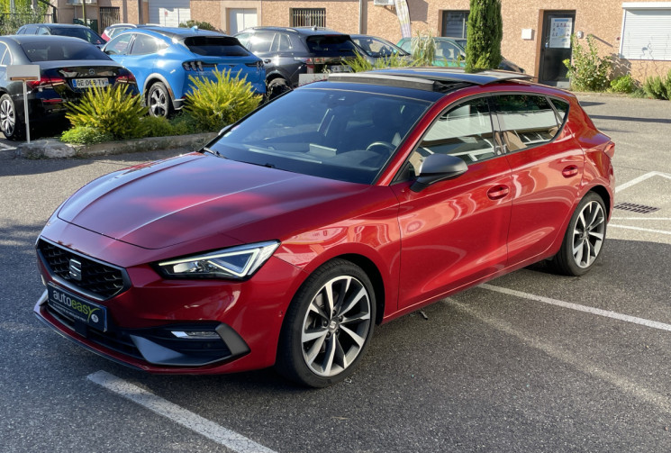 SEAT Leon 1.5 eTSI 150ch FR One DSG7 / Toit Ouvrant / Digital Cockpit / Led d'ambiance 