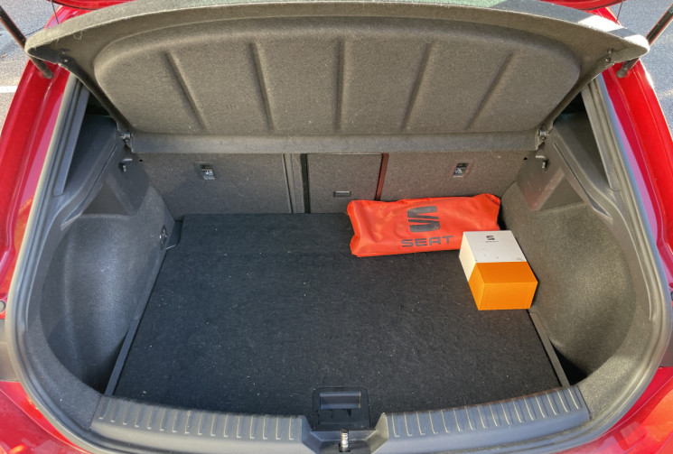 SEAT Leon 1.5 eTSI 150ch FR One DSG7 / Toit Ouvrant / Digital Cockpit / Led d'ambiance 