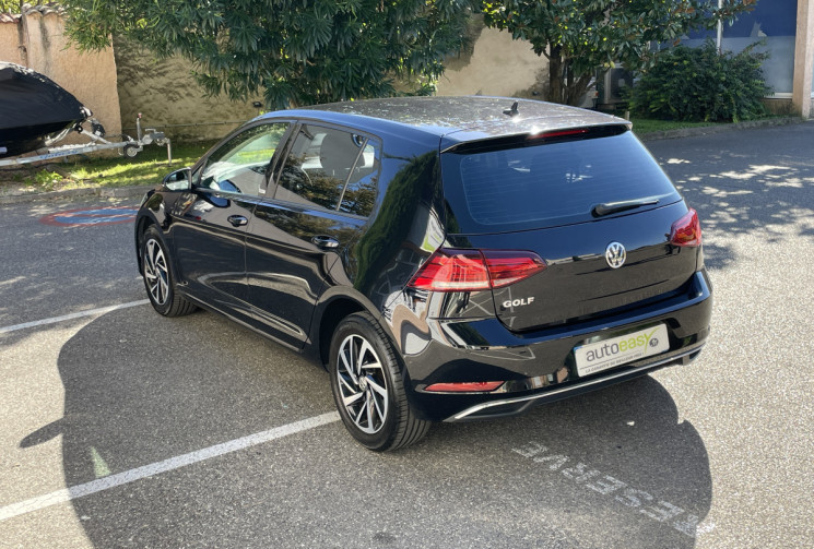 Volkswagen Golf 1.6 TDI 115 ch FAP Connect 
