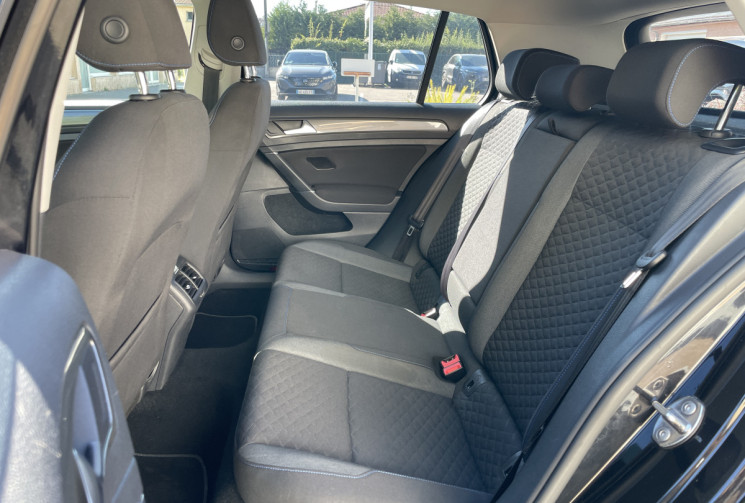 Volkswagen Golf 1.6 TDI 115 ch FAP Connect 