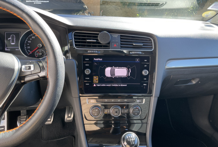 Volkswagen Golf 1.6 TDI 115 ch FAP Connect 