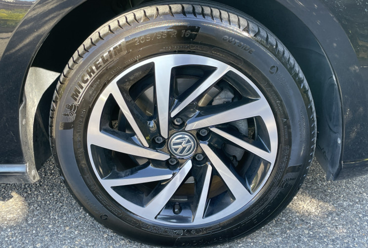 Volkswagen Golf 1.6 TDI 115 ch FAP Connect 