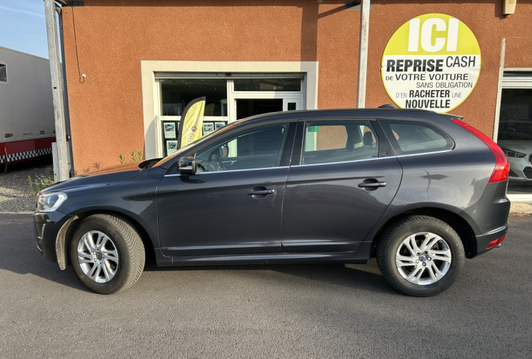 Volvo XC60 2.0 D3 Momentum business 150 cv 4x2 Distribution faite