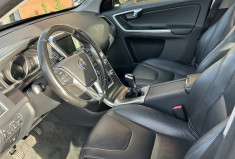 Volvo XC60 2.0 D3 Momentum business 150 cv 4x2 Distribution faite
