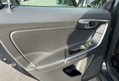 Volvo XC60 2.0 D3 Momentum business 150 cv 4x2 Distribution faite