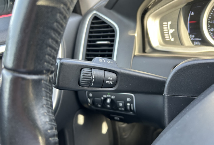 Volvo XC60 2.0 D3 Momentum business 150 cv 4x2 Distribution faite