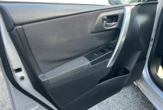 Toyota AURIS Essence/électrique 1.8 Hybrid  136 