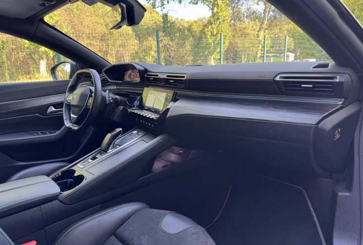 Peugeot 508 SW PSE 360 e-EAT8 HYBRID4 / Toit ouvrant / Focal / Full Options / Entretien complet