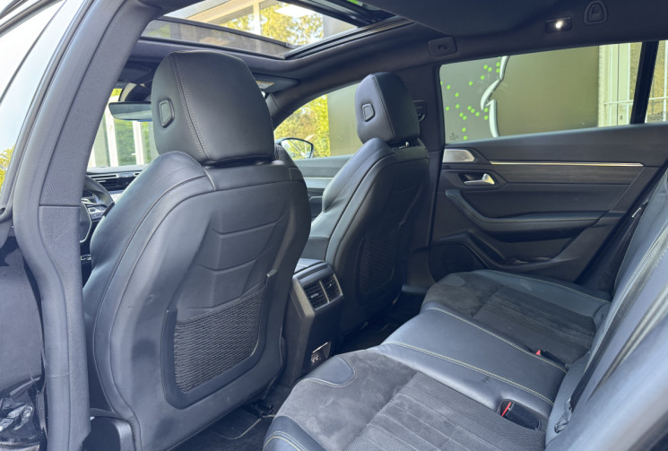 Peugeot 508 SW PSE 360 e-EAT8 HYBRID4 / Toit ouvrant / Focal / Full Options / Entretien complet