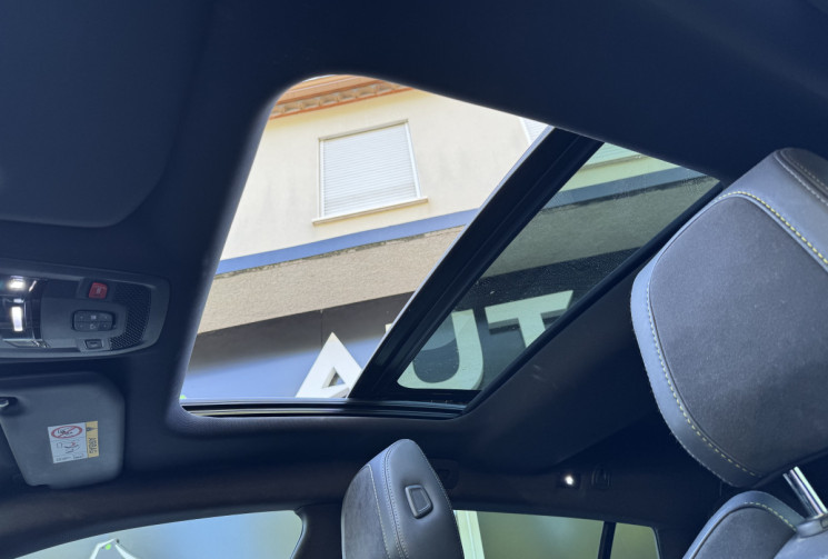 Peugeot 508 SW PSE 360 e-EAT8 HYBRID4 / Toit ouvrant / Focal / Full Options / Entretien complet