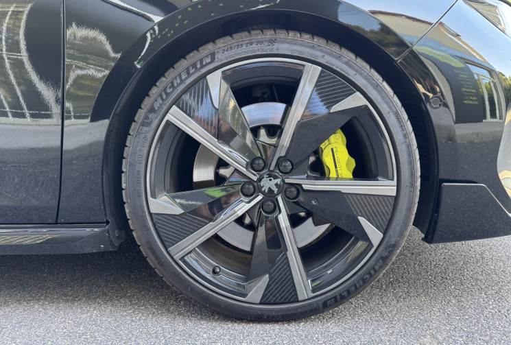 Peugeot 508 SW PSE 360 e-EAT8 HYBRID4 / Toit ouvrant / Focal / Full Options / Entretien complet