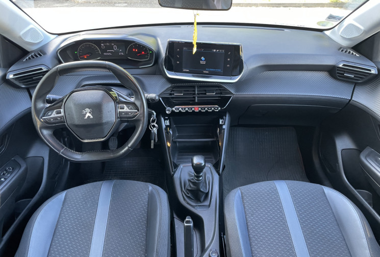 Peugeot 208 1.5 BlueHDI 100 ch / Suivi Complet Peugeot / Courroie de distribution changé Peugeot 