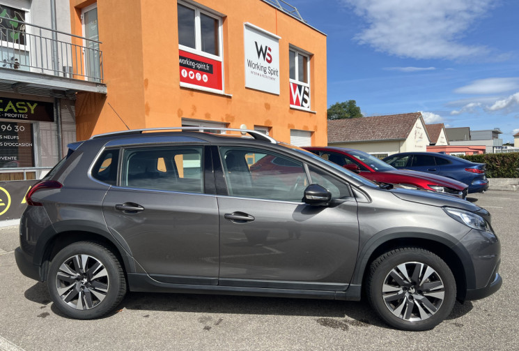 Peugeot 2008 ALLURE Pure Tech 110 EAT6 / 1ére main / Courroie distribution OK